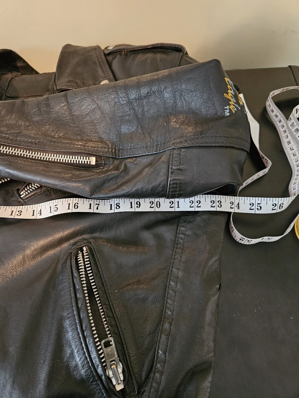 Vintage Screaming Eagle Leather Bomber Jacket - Picture 10 of 16